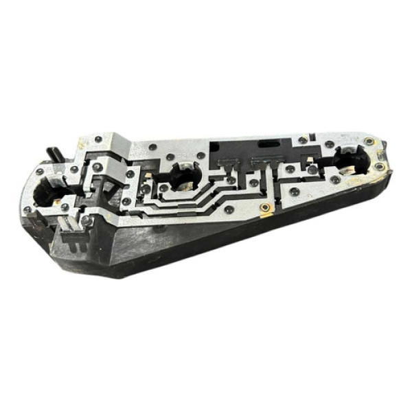 Circuito Lanterna Traseira Direita Bmw X1 2010 A 2014 Cx72 Direito Preto