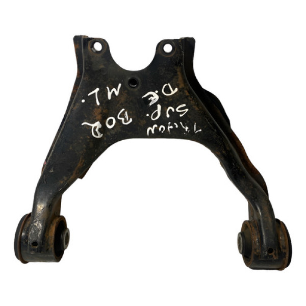 Balança Superior Esquerda Triton 2007 A 2016 B02