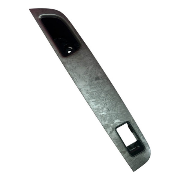 Moldura Botao Vidro Traseiro Direito Livina 2011 C/manchas
