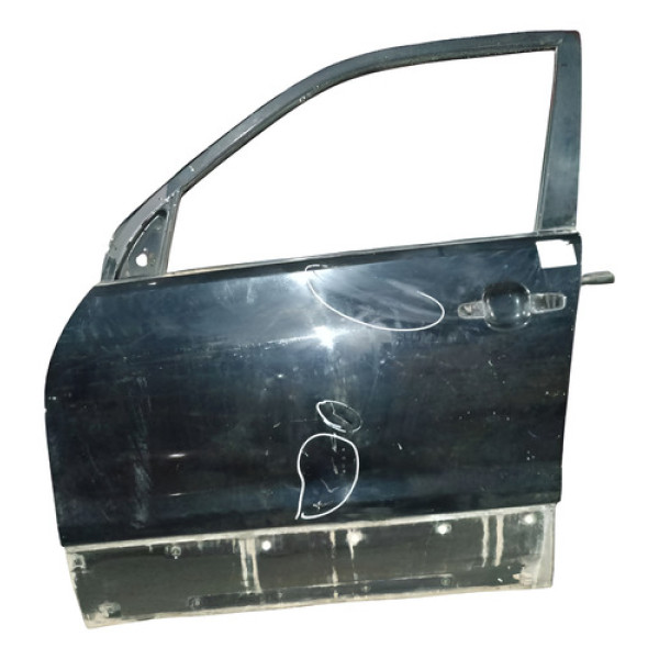 Porta Dianteira Esquerda Suzuki Vitara 2012 Detalhes Pintura Dianteira Esquerda Preto