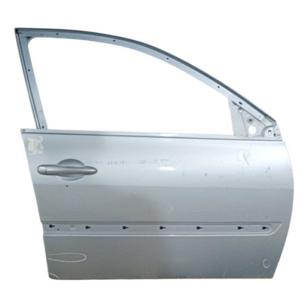 Porta Dianteira Direita Renault Megane 2008 A 2012 C/detalhe Dianteira Direito Prata