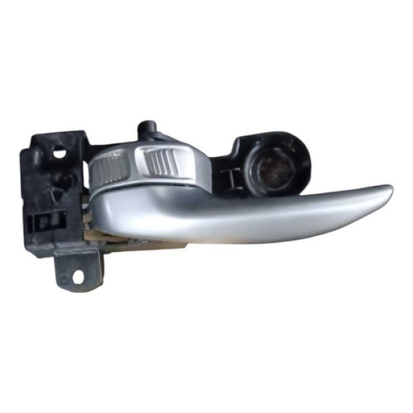 Maçaneta Interna Traseira Esquerda Toro Renegade 2016 A 2021 Prata Traseira