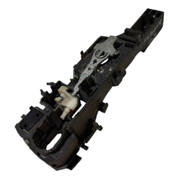 Suporte Maçaneta Externa Dianteira Direita Megane 2007 2013