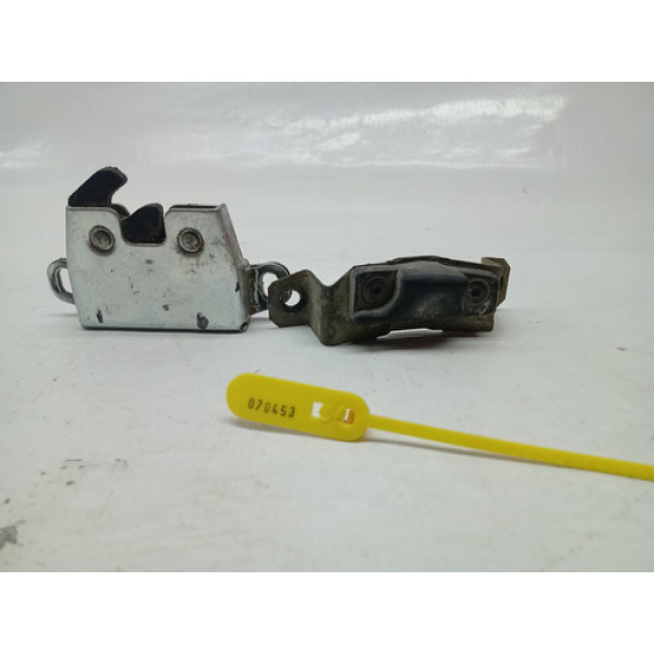 Fechadura Tampa Traseira Direito Strada 2010 Cx205