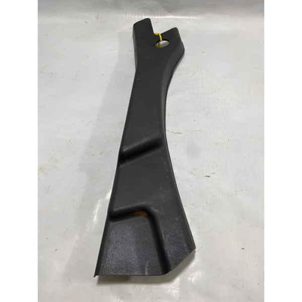 Acabamento Coluna Banco Lado Direito Sandero 8200530249 S28 Preto