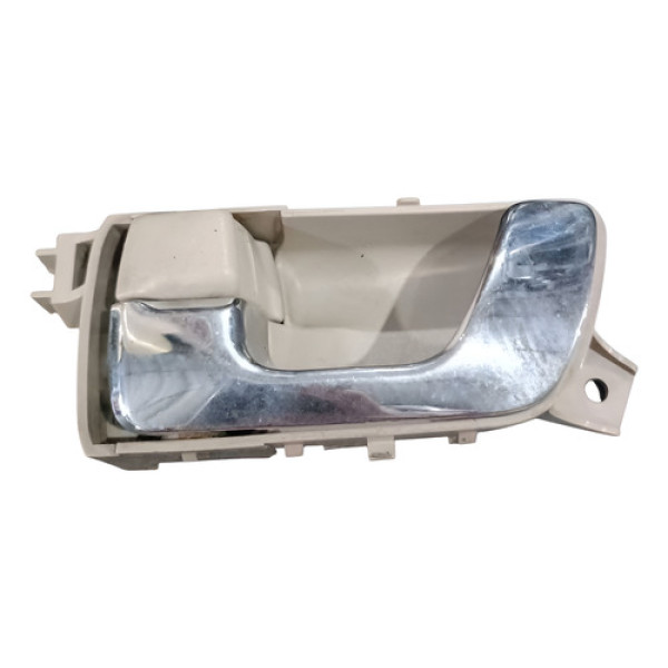 Maçaneta Interna Traseira Esquerda Pajero Full 2008 A 2015  Traseira Bege/cromado