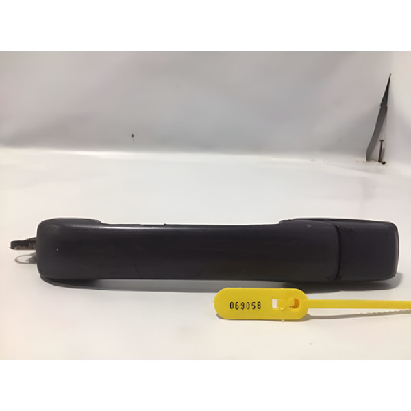 Macaneta Externa Traseira Direita Volkswagen Golf 1999 Cx207 Preto