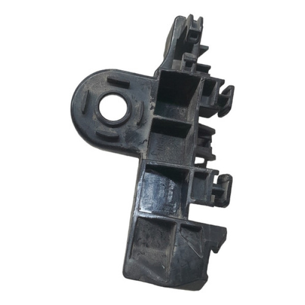 Guia Parachoque Traseiro Esquerdo Hilux Sw4 2016/2021 Cx380