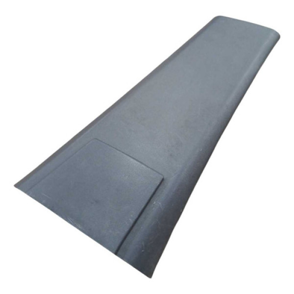 Moldura Coluna B Central Direita Idea 2005 A 2011