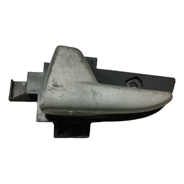 Maçaneta Interna Esquerda Prisma 2010 C/detalhe Cx409 Dianteira/traseira