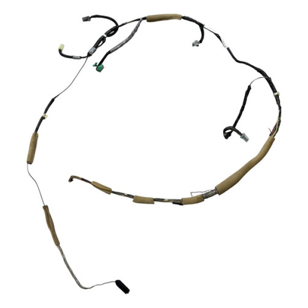 Chicote Tampa Traseira Fit 2003 A 2008 Cortado Carroceria