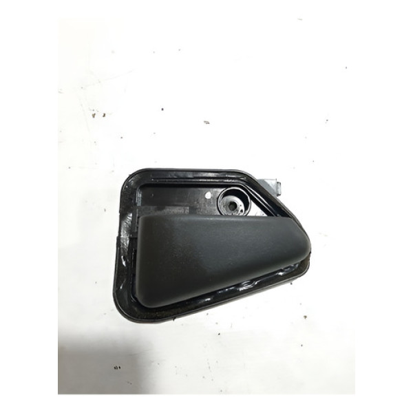 Maçaneta Interna Dianteira Esquerda Omega 1993 1994 Cx90 Dianteira