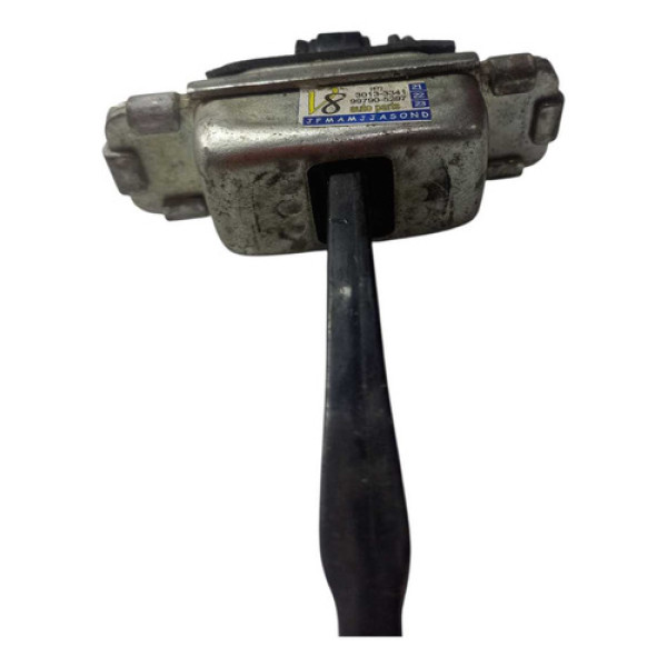 Limitador De Porta Traseira Direita Onix 2013 A 2019