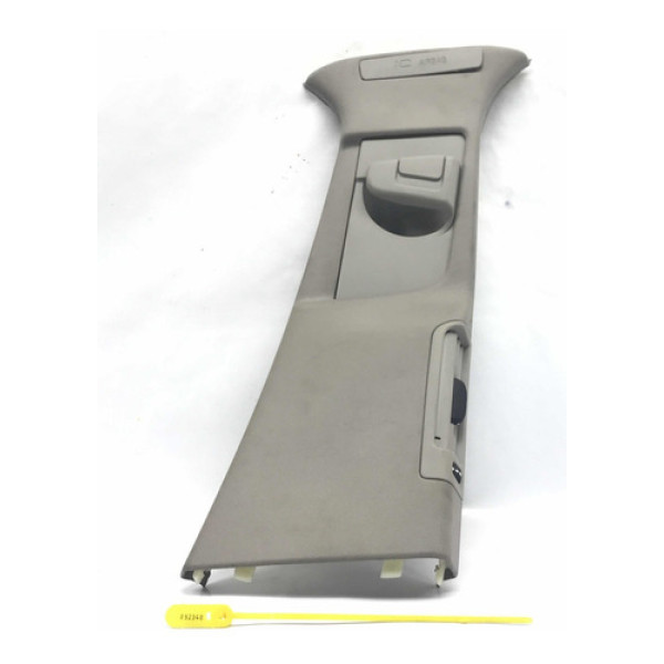 Acabamento Coluna Central Direito Volvo V60 2012 2013 S21