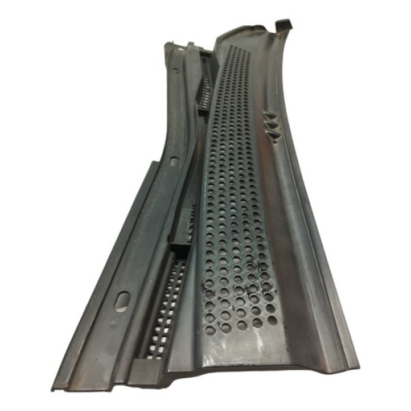 Grade Churrasqueira Direita Triton Pajero Dakar 2007-15 U03