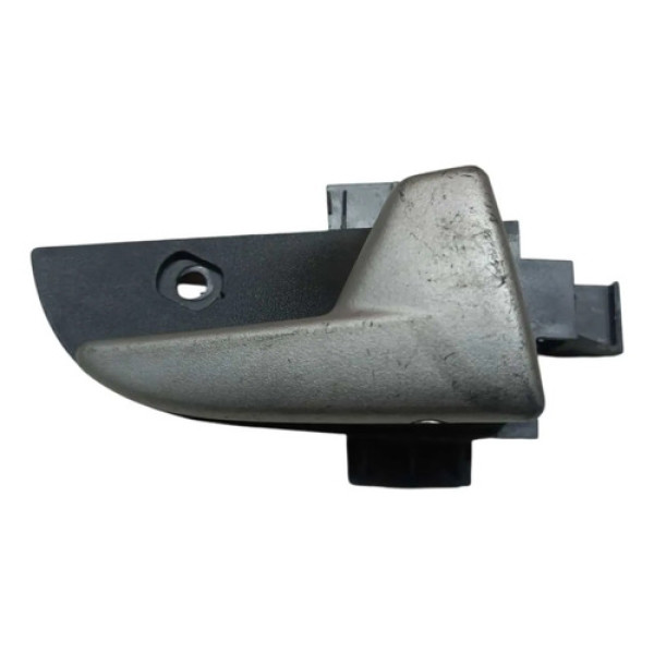 Maçaneta Interna Dianteira Direita Celta 2012 2013 Orig Prata Dianteira