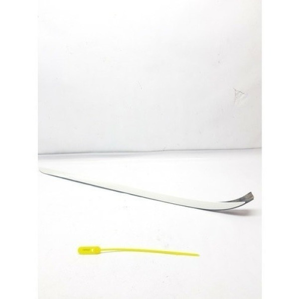 Pestana Acabamento Direito Parabrisa Bmw 320i 2007 S27