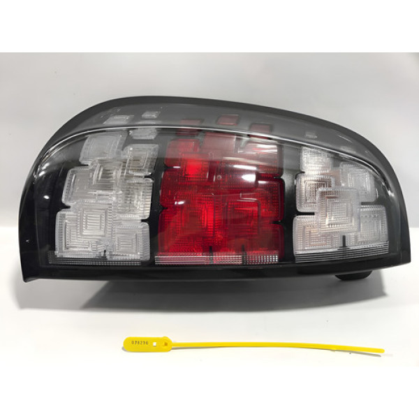 Lanterna Traseira Esquerda Fiat Uno 2019 2020 Original  Esquerdo Vermelho