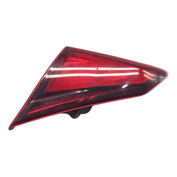 Lanterna Tampa Traseira Direita Nissan Kicks 2017 2018 L03