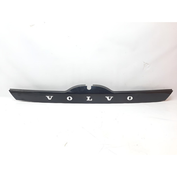 Friso Da Tampa Traseira Volvo V60 2012 2015 S26 Preto