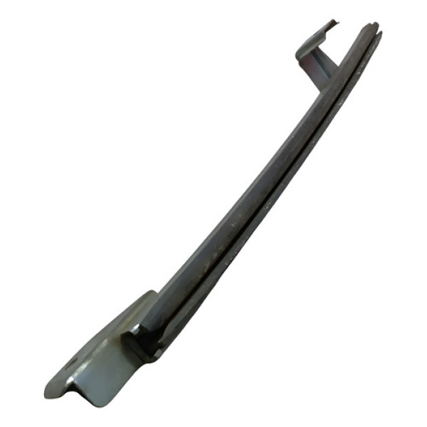 Guia Canaleta Vidro Traseiro Direito Pajero Tr4 2011 2012 Prateado