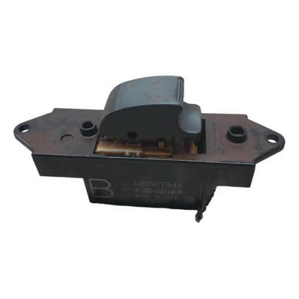 Botao Vidro Dianteiro Direito Triton 2010 Mr587944 Cx368