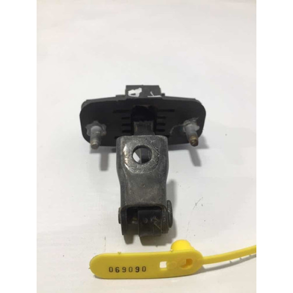 Limitador Traseiro Direito Fiat Uno Vivace 2012 2013 Cx182