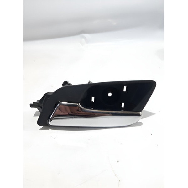 Maçaneta Interna Dianteira Esquerda Tracker 2018 Gm Cx87 Dianteira