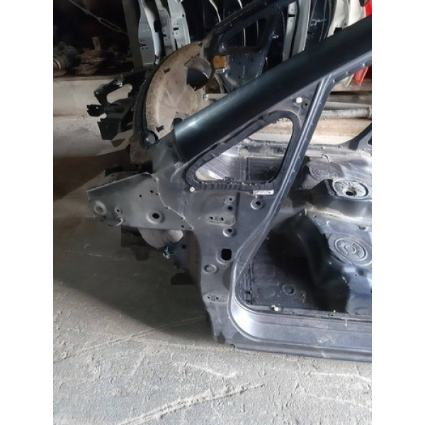 Caixa De Roda Coluna Porta Esquerda Honda Fit 2003 A 2008