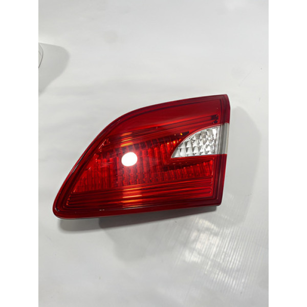 Lanterna Direita Tampa Traseira Sentra 2017 2018 Cx178 Direito Vermelho