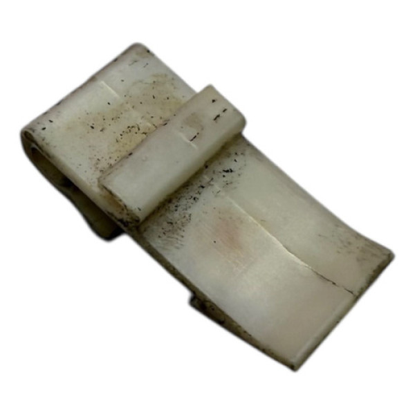 Grampo Trava Fixacao Pestana Captiva 2008 A 2015 Unidade