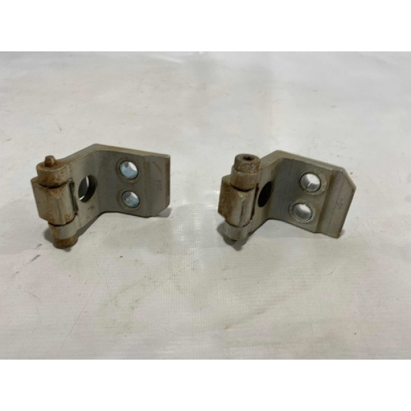 Dobradiça Porta Dianteira Esquerda Peugeot 206 2004 05 Cx80