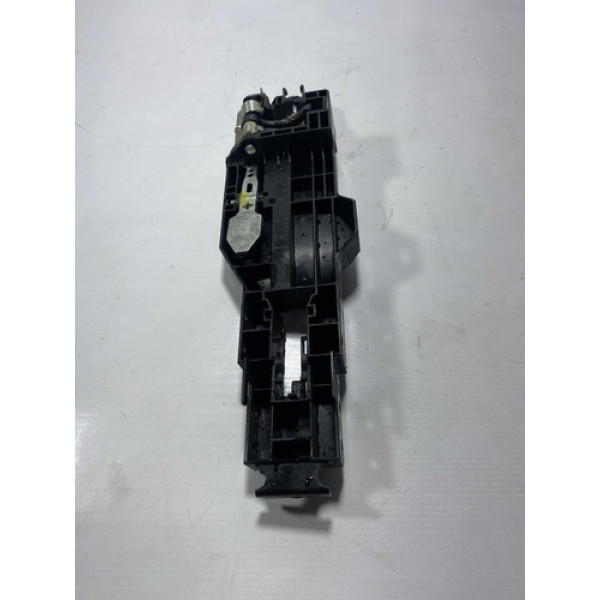 Suporte Macaneta Externa Traseira Direita Nissan March Cx107