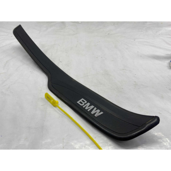 Soleira Porta Traseira Direita Bmw 320i 2008 2009 Cx332