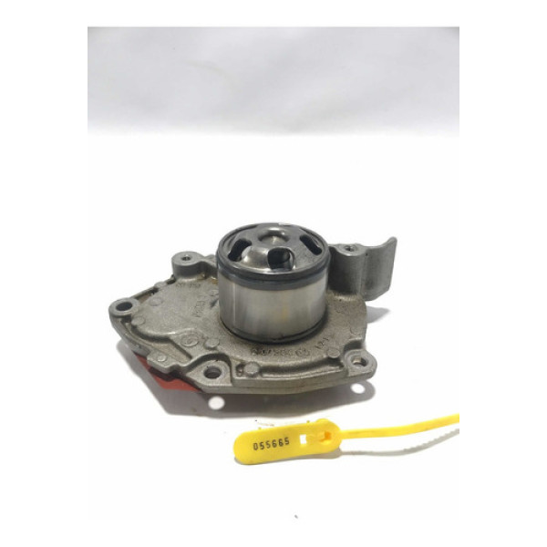 Bomba De Água Renault Captur 2017 Original Bo1