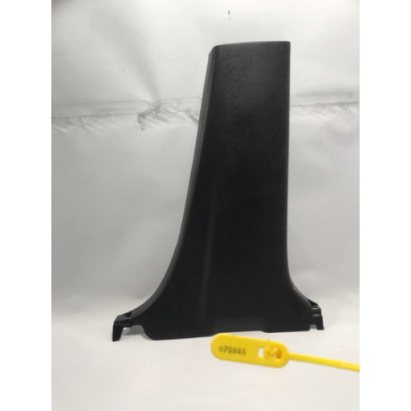 Moldura Acabamento Coluna Direita Nissan Sentra 2018 S23