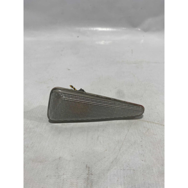 Pisca Paralama Direito Sandero 2010 8200602765 Cx299