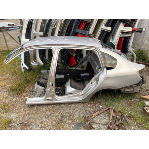 Traseira Com Teto Caixote Symbol 2009 2010 2011 2012